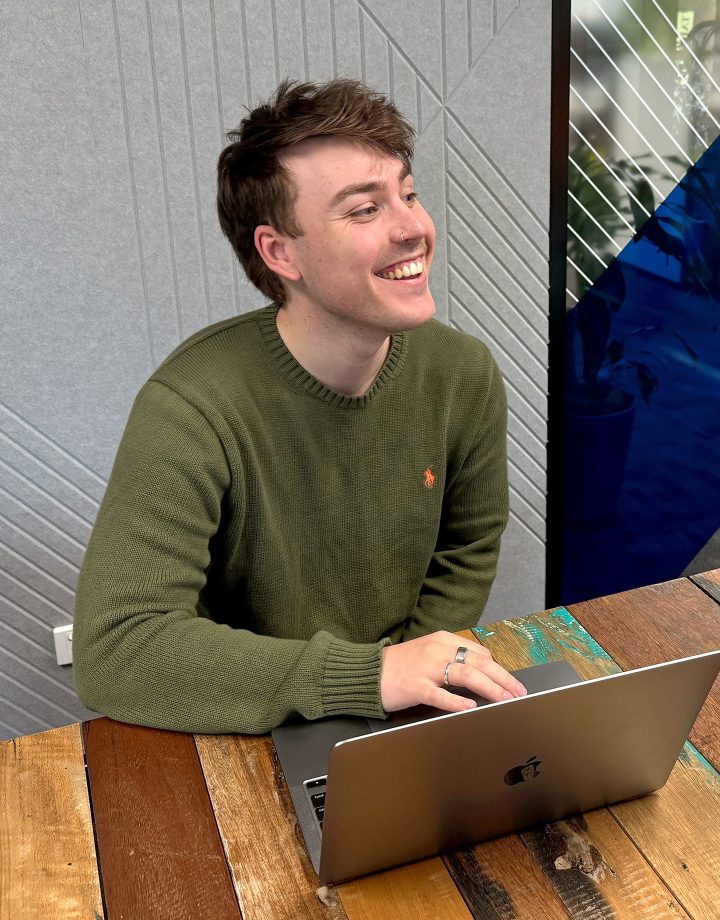 Junior graphic designer adelaide - website designer - Keeton Pearce